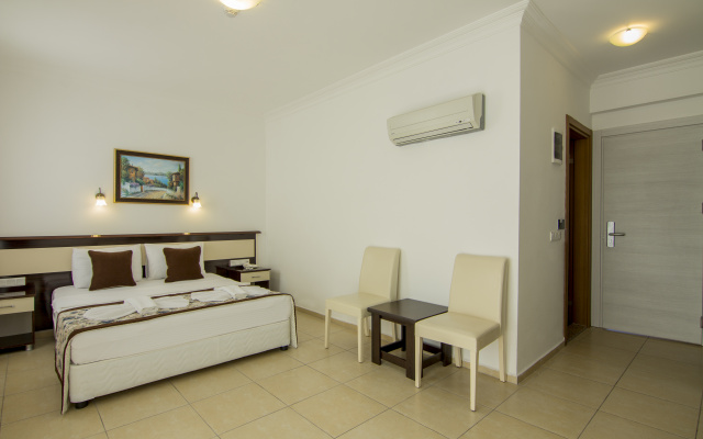 Belcekum Beach Hotel - Image 3