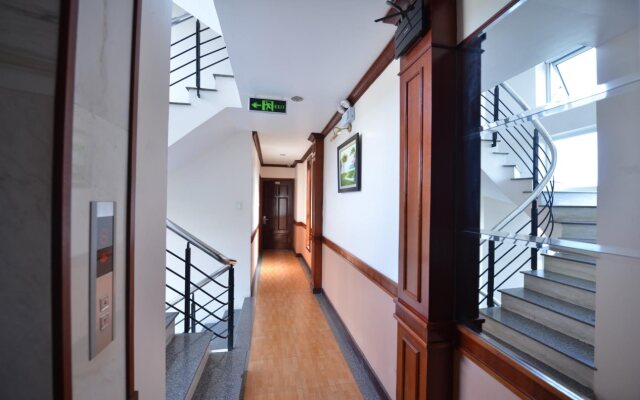 Blue Ha Noi Inn Legend Hotel