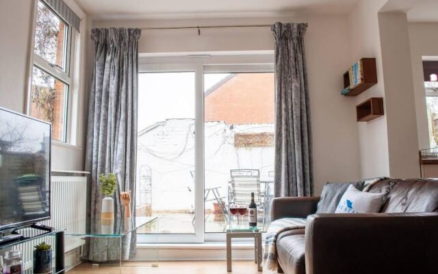 Bedford Road Garden Apartment