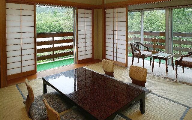 Kamikochi Onsen Hotel