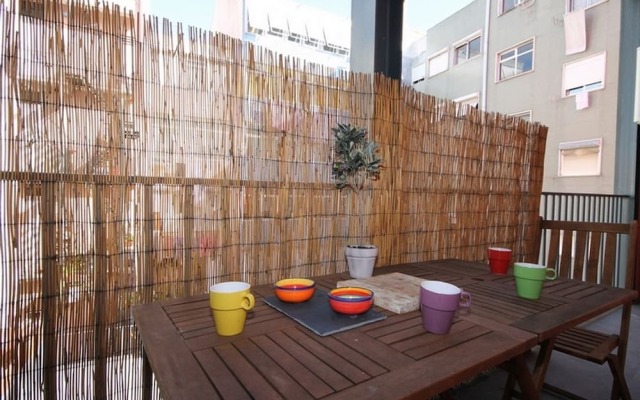 35 Penha de Franca Apartment