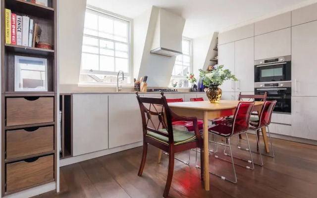 Chepstow Road X by Onefinestay