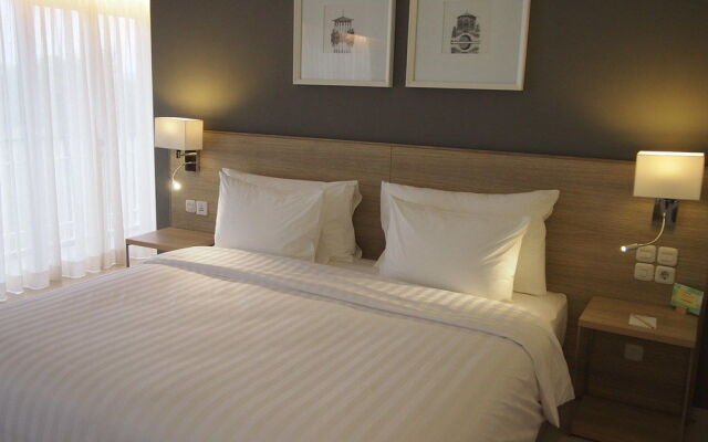 Treepark Serviced Apartment Karawang