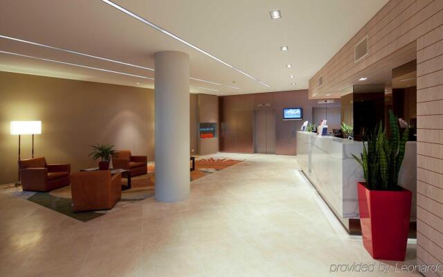 Novotel Sydney West HQ Hotel