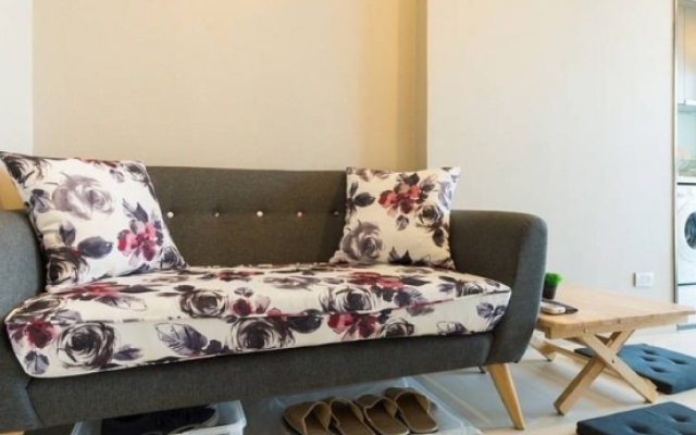 Rhythm Sukhumvit 36-38 by Jummie