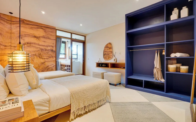 Stylish Canggu Apartment near Berawa Beach
