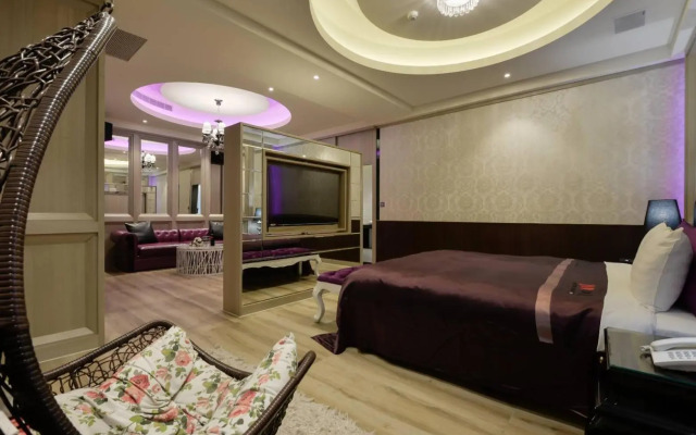 M hotel