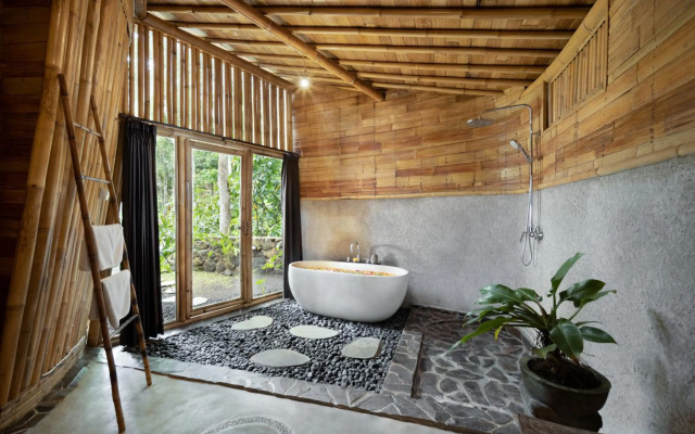 Amarta Pesagi Retreat by Madhava