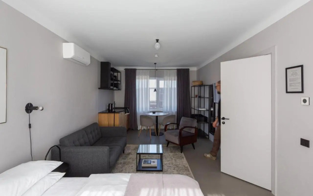 Minimalist. Apartment & Studio