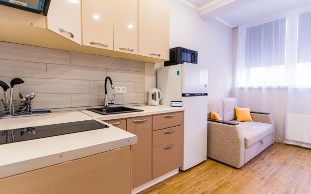 LetoApart on Tamanskaya street 121 building 12