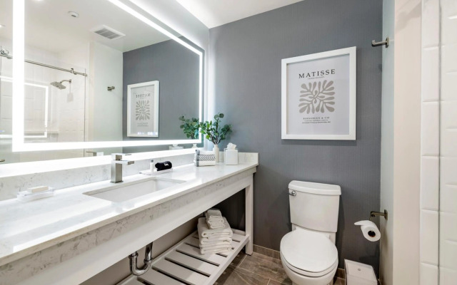 Cambria Hotel Calabasas - Malibu