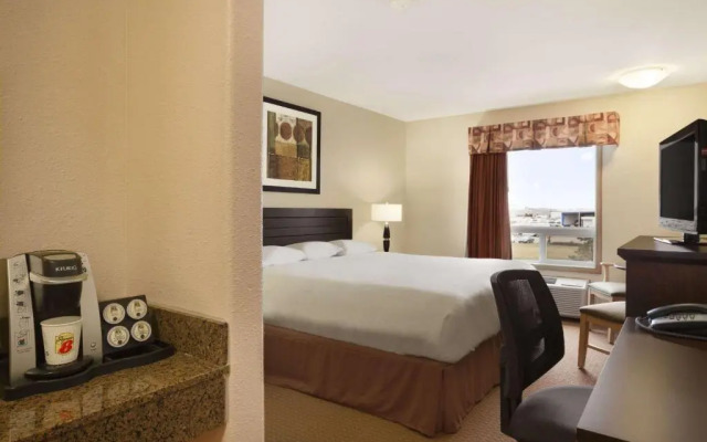Super 8 Edmonton International Airport
