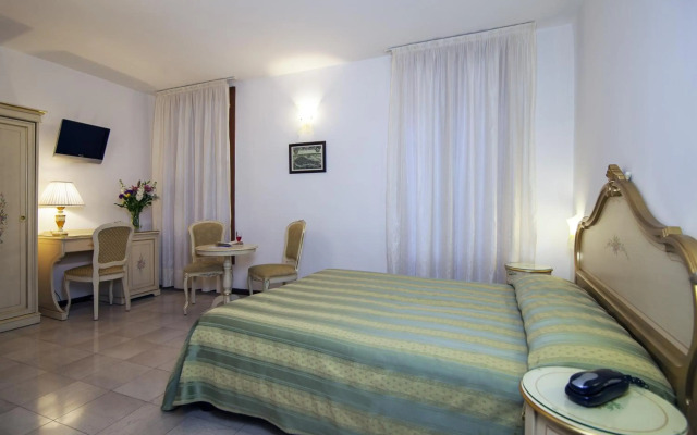 Hotel Orion