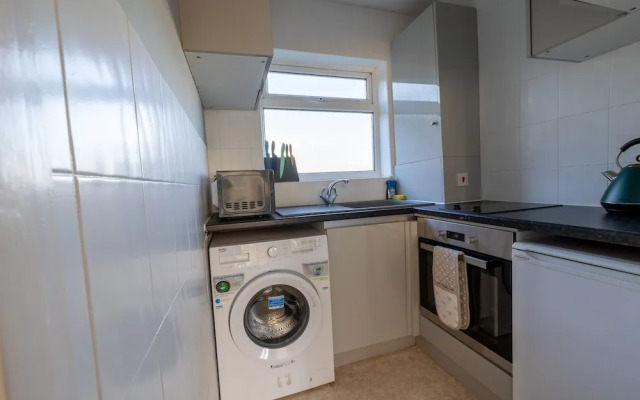Immaculate 2-bed Apartment in Dartford