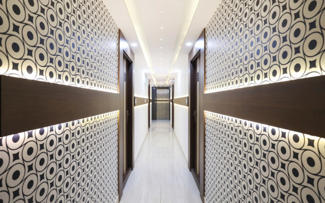 OYO 12544 Varcity Twin Towers