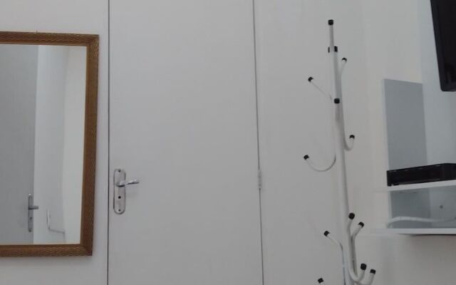 Quartos Solteiro e Casal Aluguel