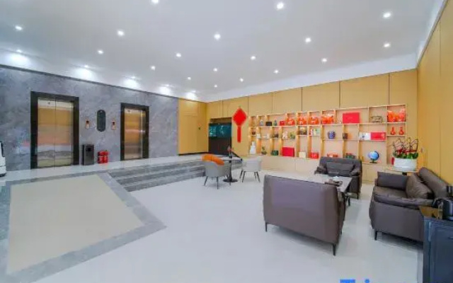 Yayue Hotel (Zhengzhou Xinzheng International Airport)
