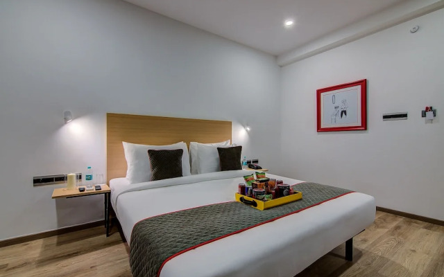 OYO Townhouse 040 Global Village Tech Park