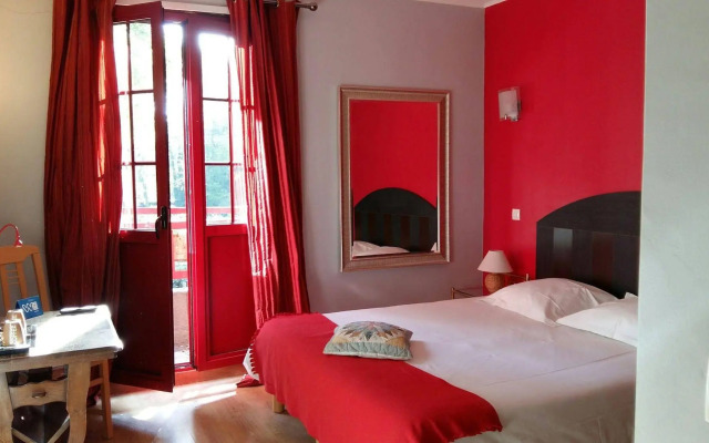 Hostellerie Du Lys - Hôtel & Restaurant
