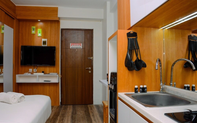 Cozy Modern Studio at Lagoon Apartment near Bekasi Town Square