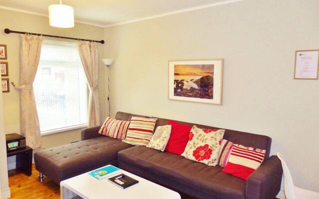 City Centre - Business or Leisure - Parking - BHR Apartments