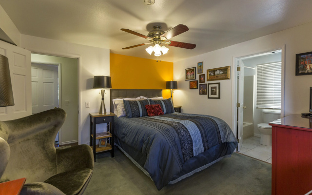 Hillside House Bed and Breakfast