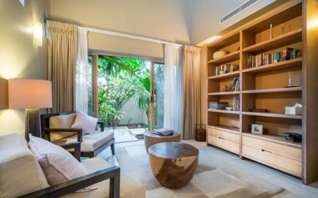 Resort Living with Private Pool sleeps 8