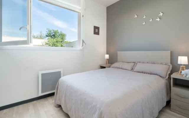 Sunny Villa Stay in Serignan