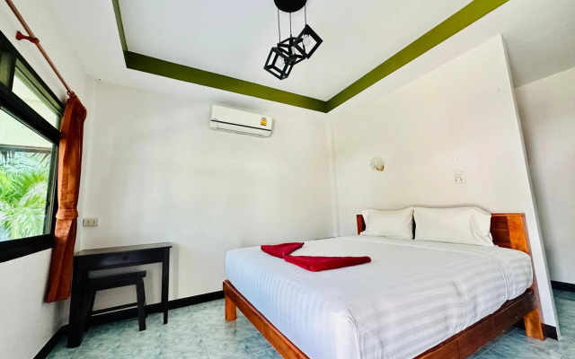 Lanta L.D. Beach Bungalows