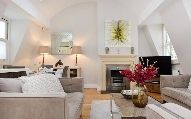 Stanhope Mews Exclusive - 1smw