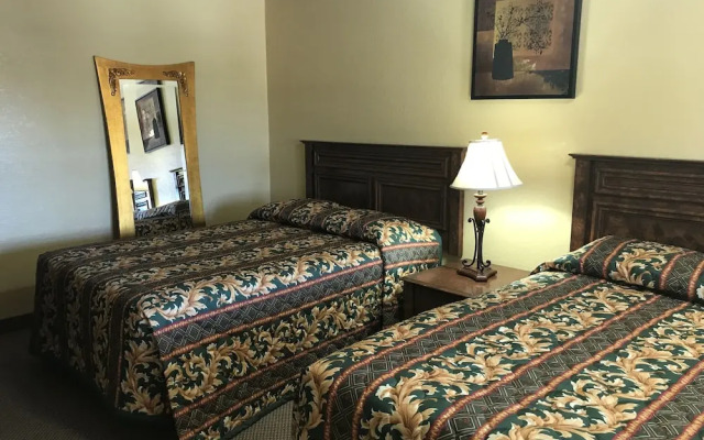 Hacienda Motel