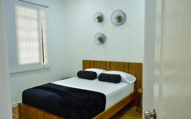 Three House Hostel Boutique