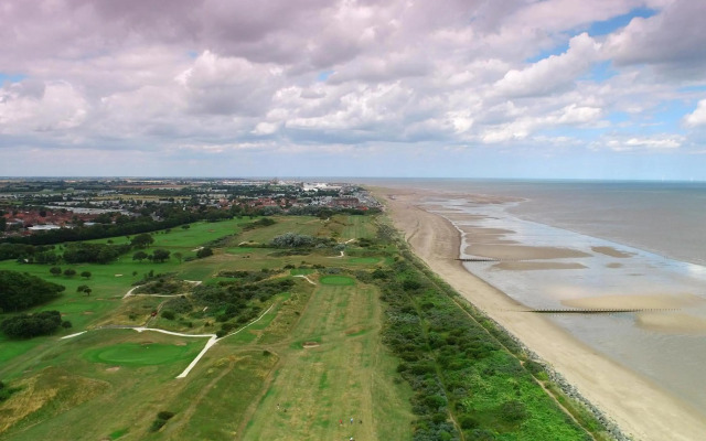 North Shore Hotel & Golf Club