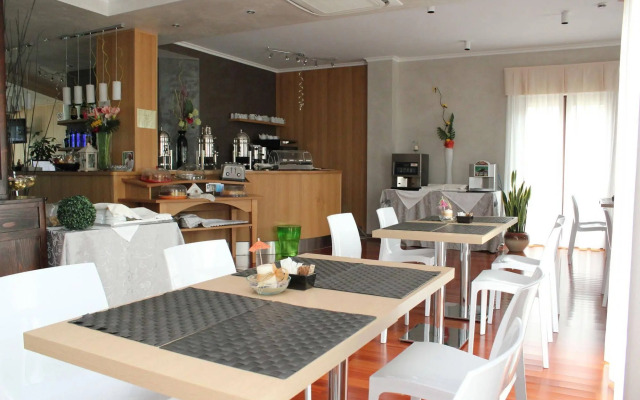 Halanus Hotel And Resort