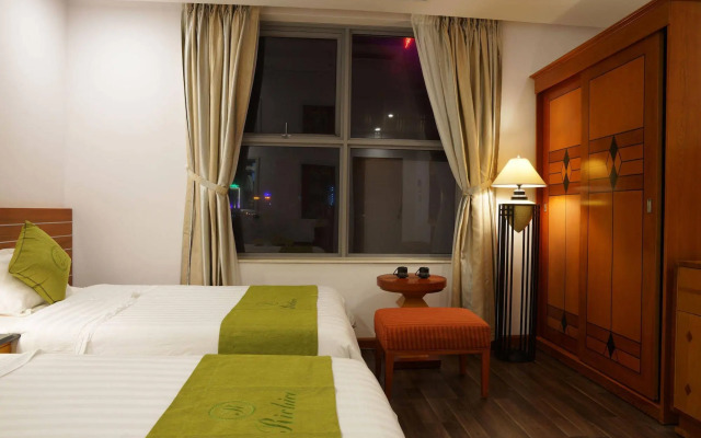 Richico Apartments And Hotel