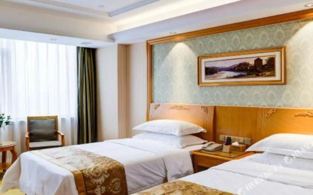 Vienna 3 Best Hotel (Nanchang Qingshan Lake High-tech)