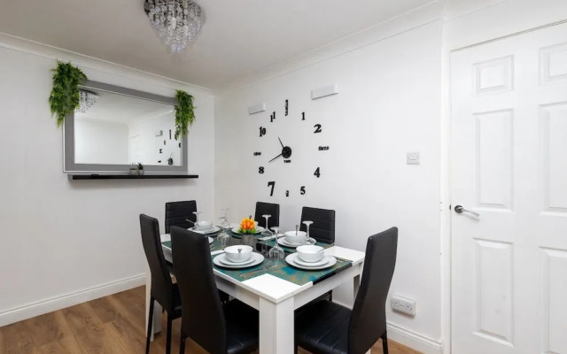 6 Guests - Pet Friendly - 10min Leeds City Centre