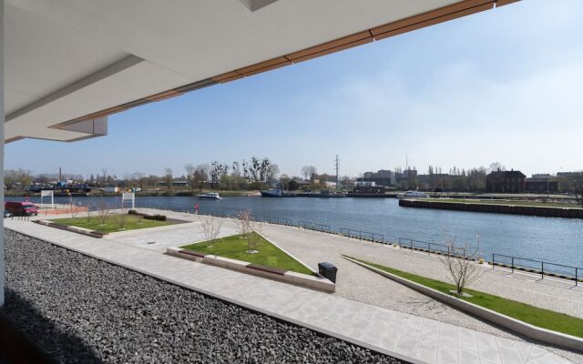 Navy Group - Lion's Castle