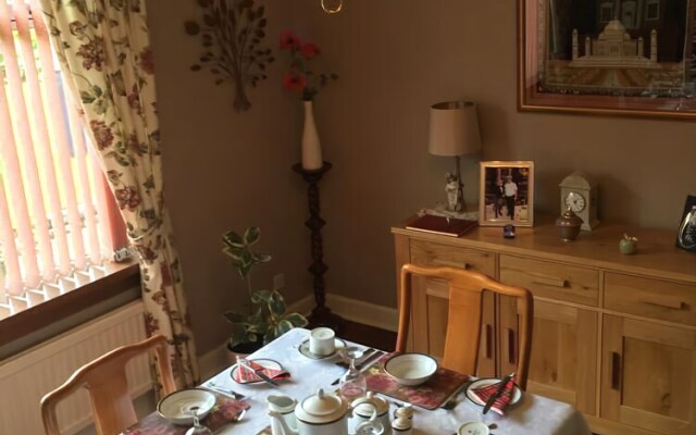 Rose Villa Bed And Breakfast