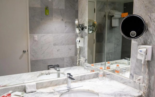 Real Inn Tijuana by Camino Real Hotels