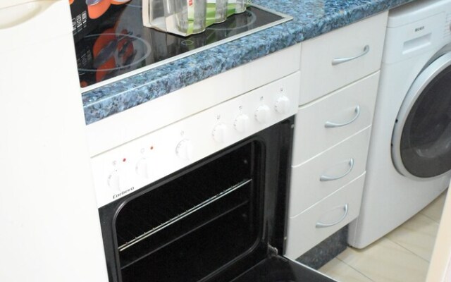 Apartment Low Cost Piscis 11