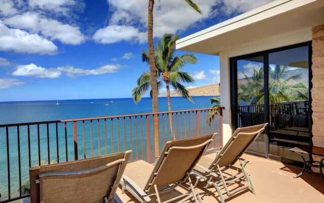 Kihei Beach #606 by Ali'i Resorts