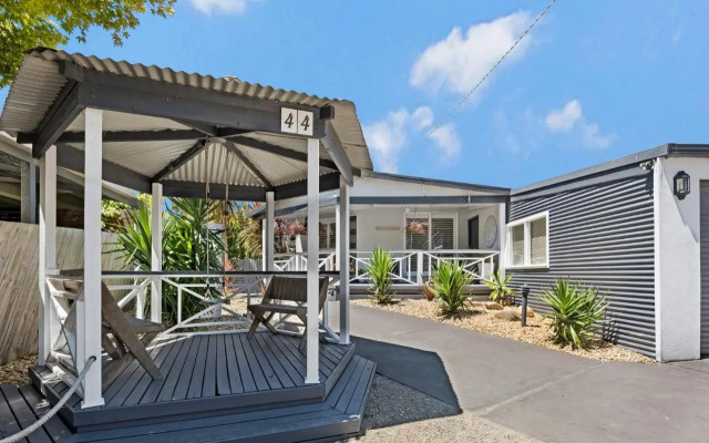 Peninsula Retreat