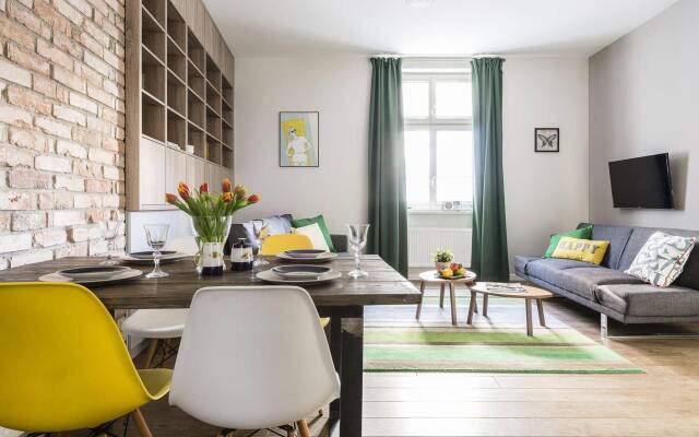 Sanhaus Apartments