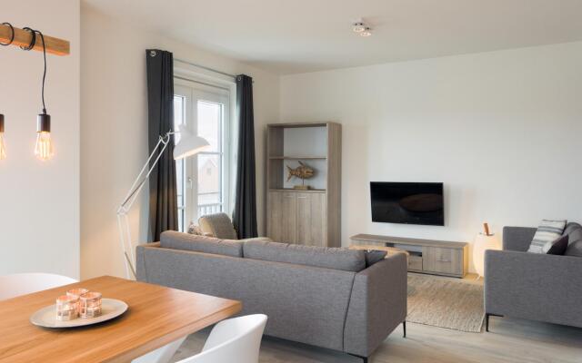 Modern Apartment 3 Bath Rooms, Close to Lake Veere