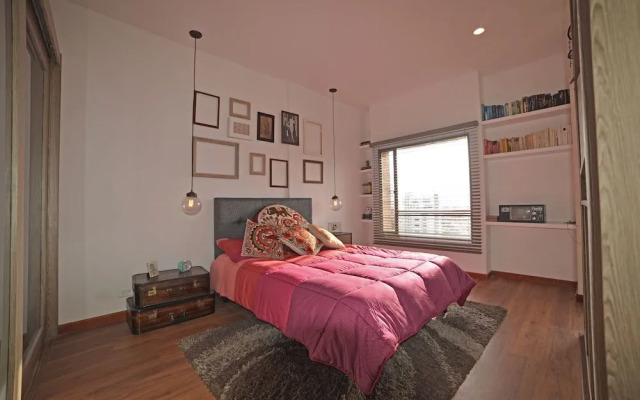 Colinas del Este by NOMAD GURU