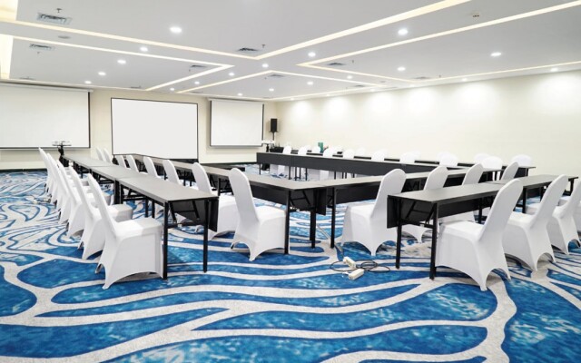 Grand Swiss-Belhotel Darmo