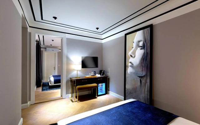 Walton Hotels Galata