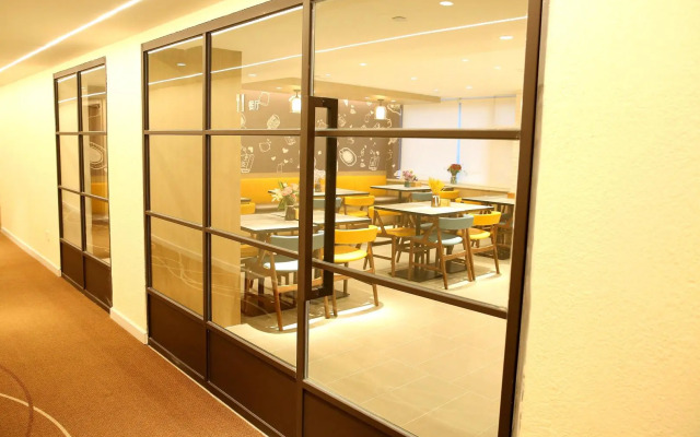 Hanting Premium Hotel Yan'An Pagoda Mountain