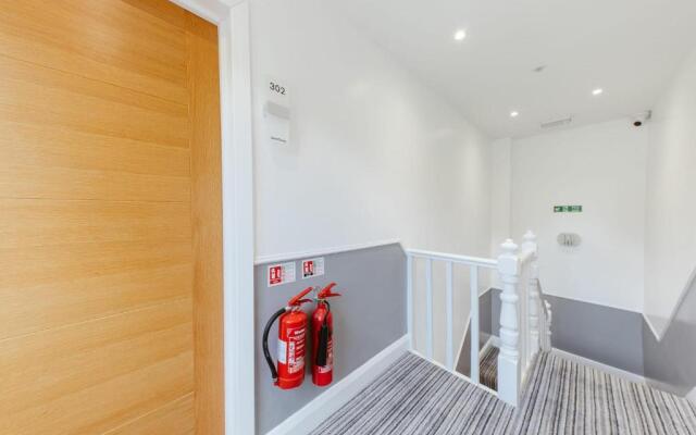 Modern City Centre Studio flat!
